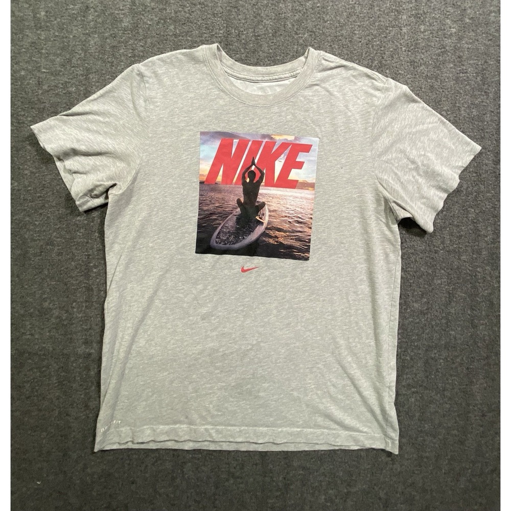 Nike Dri-Fit The Nike Tee Graphic Yoga Lake Gray T-Shirt Men's Size L SEE PIC